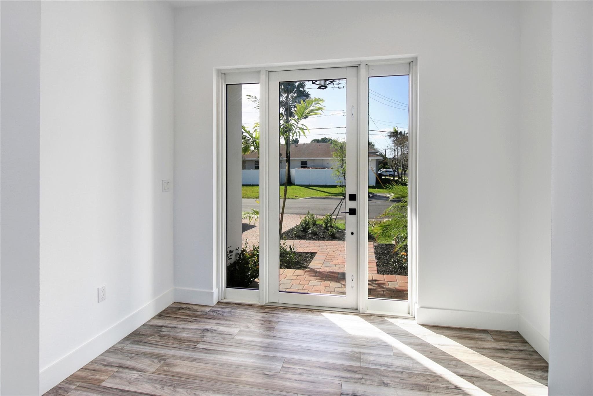 2004 SW 15th Avenue, Fort Lauderdale, FL 33315 — photo 15 of 46