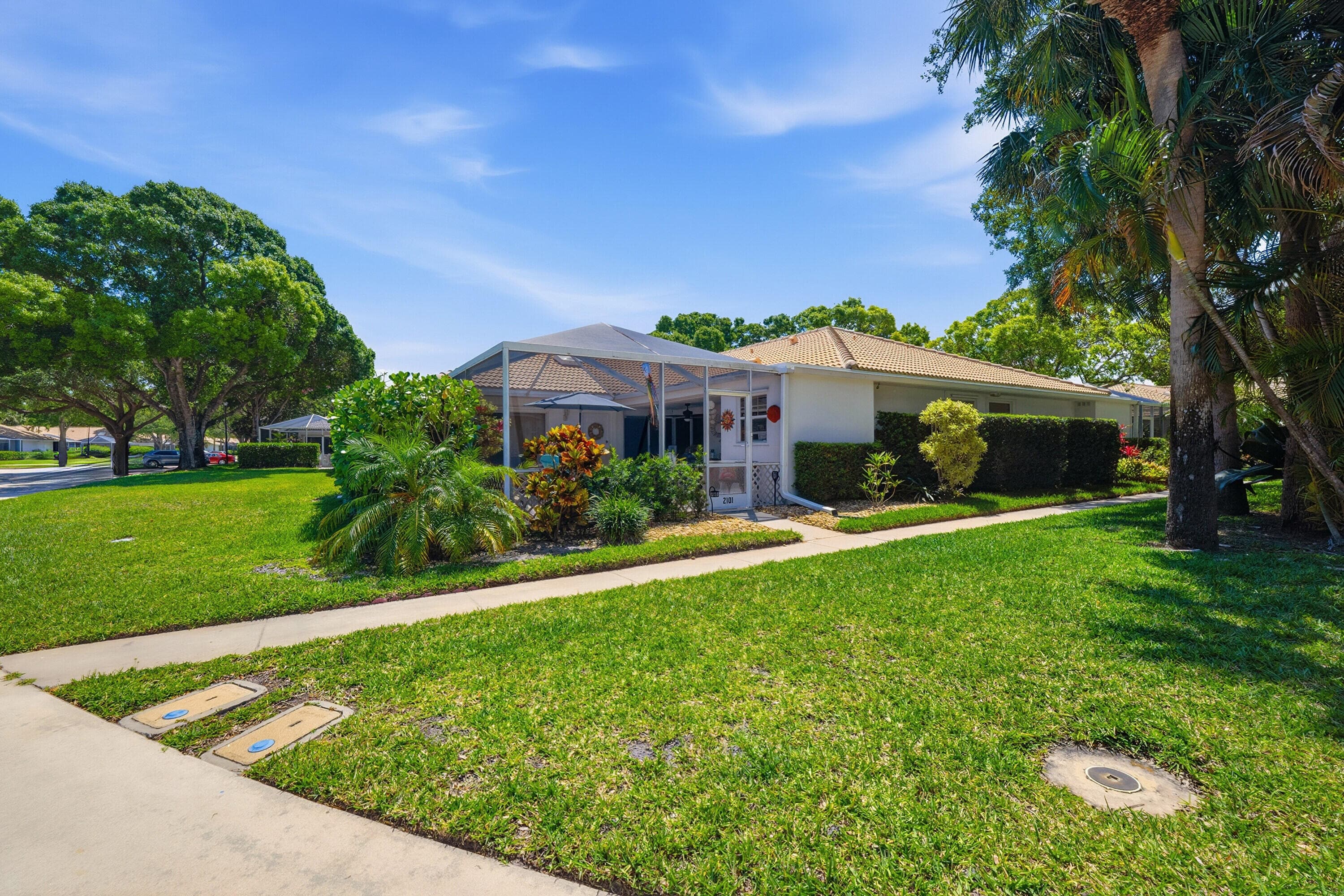 2101 Pin Oak Court, Palm Beach Gardens, FL 33410 — photo 2 of 27