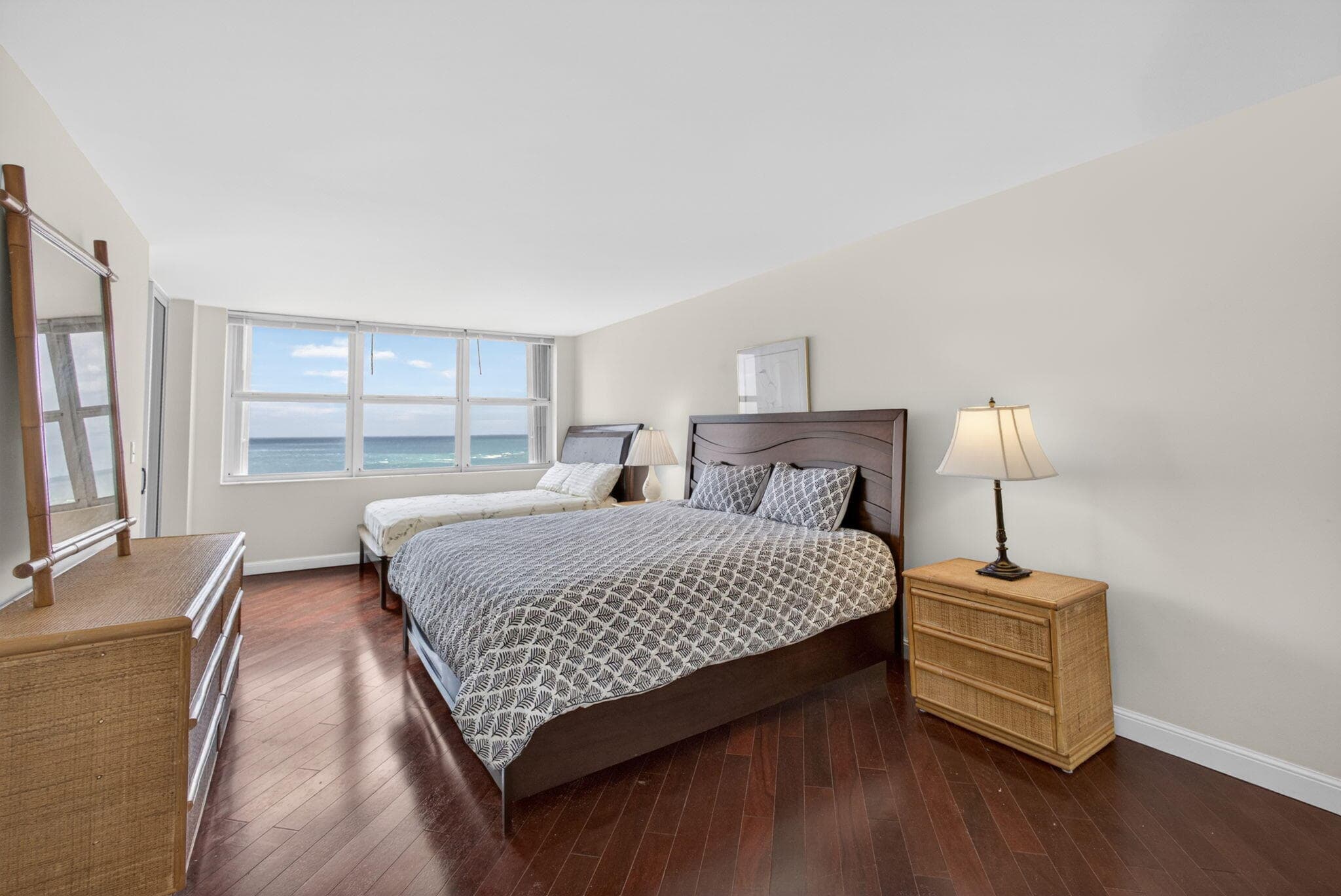 5200 N Ocean Drive 1004, Singer Island, FL 33404 — photo 18 of 39