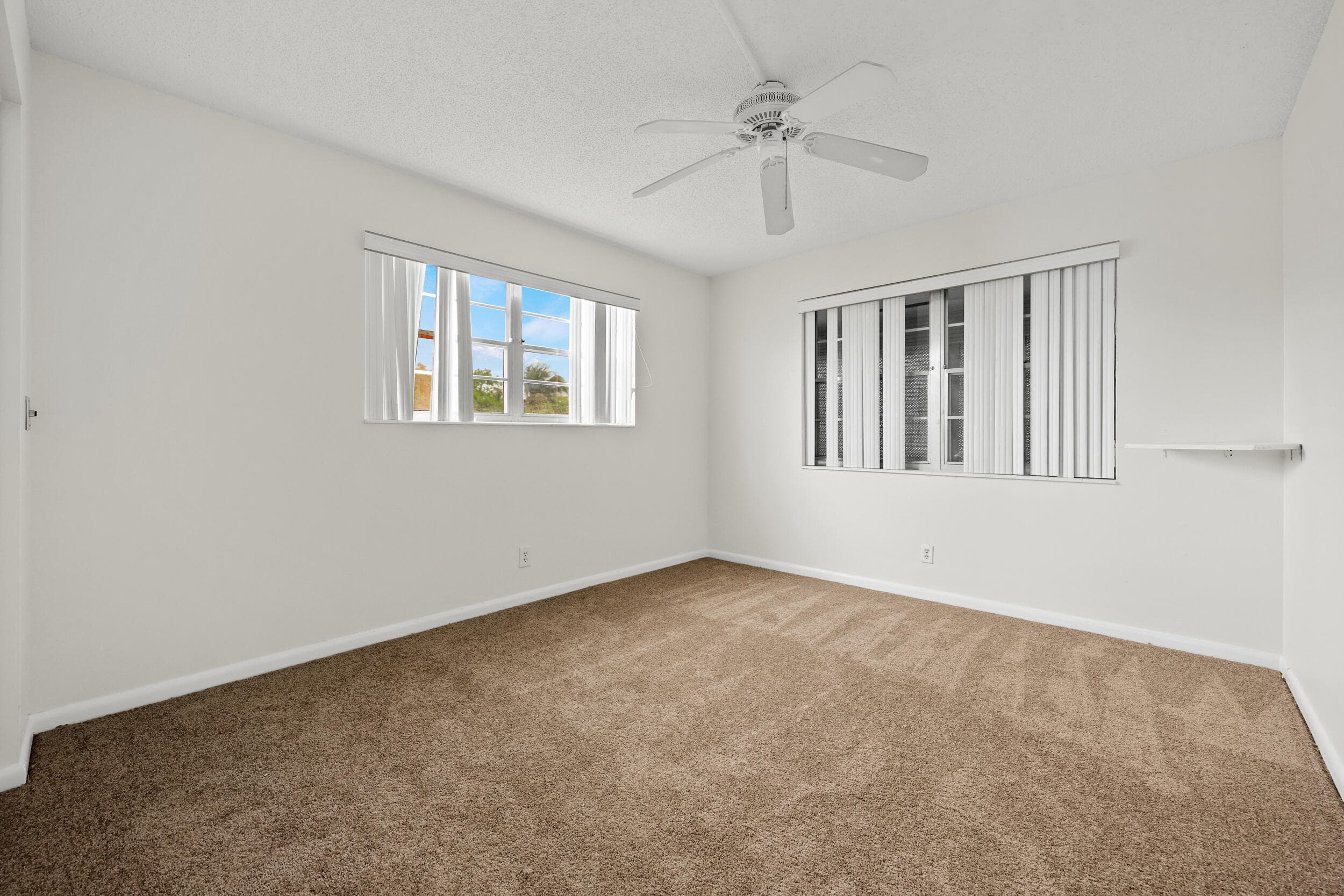 392 Markham R, Deerfield Beach, FL 33442 — photo 14 of 30
