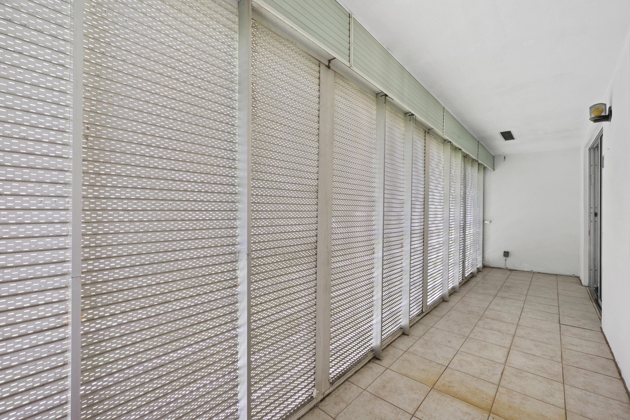 392 Markham R, Deerfield Beach, FL 33442 — photo 24 of 30