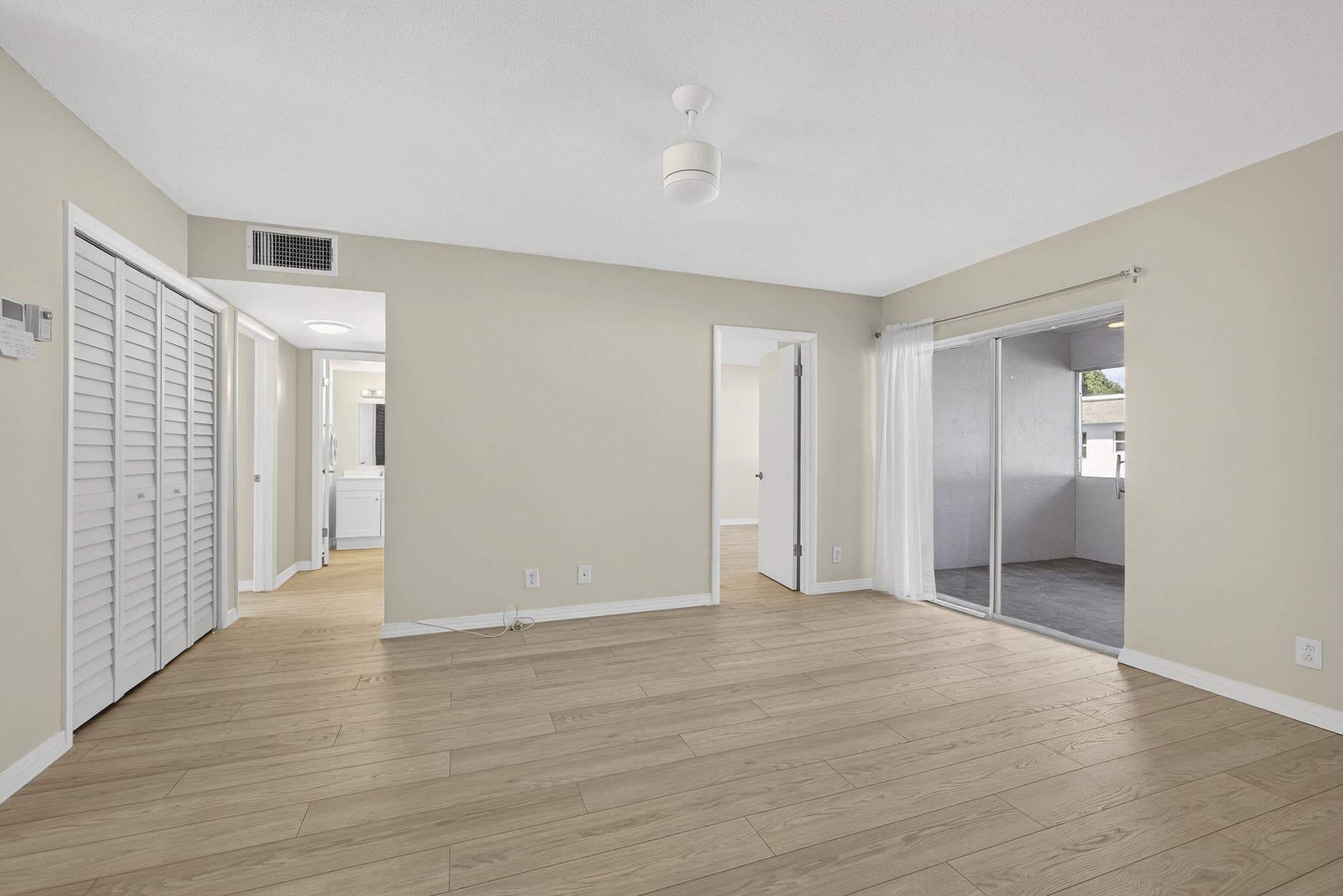 51 Stratford D, West Palm Beach, FL 33417 — photo 4 of 37