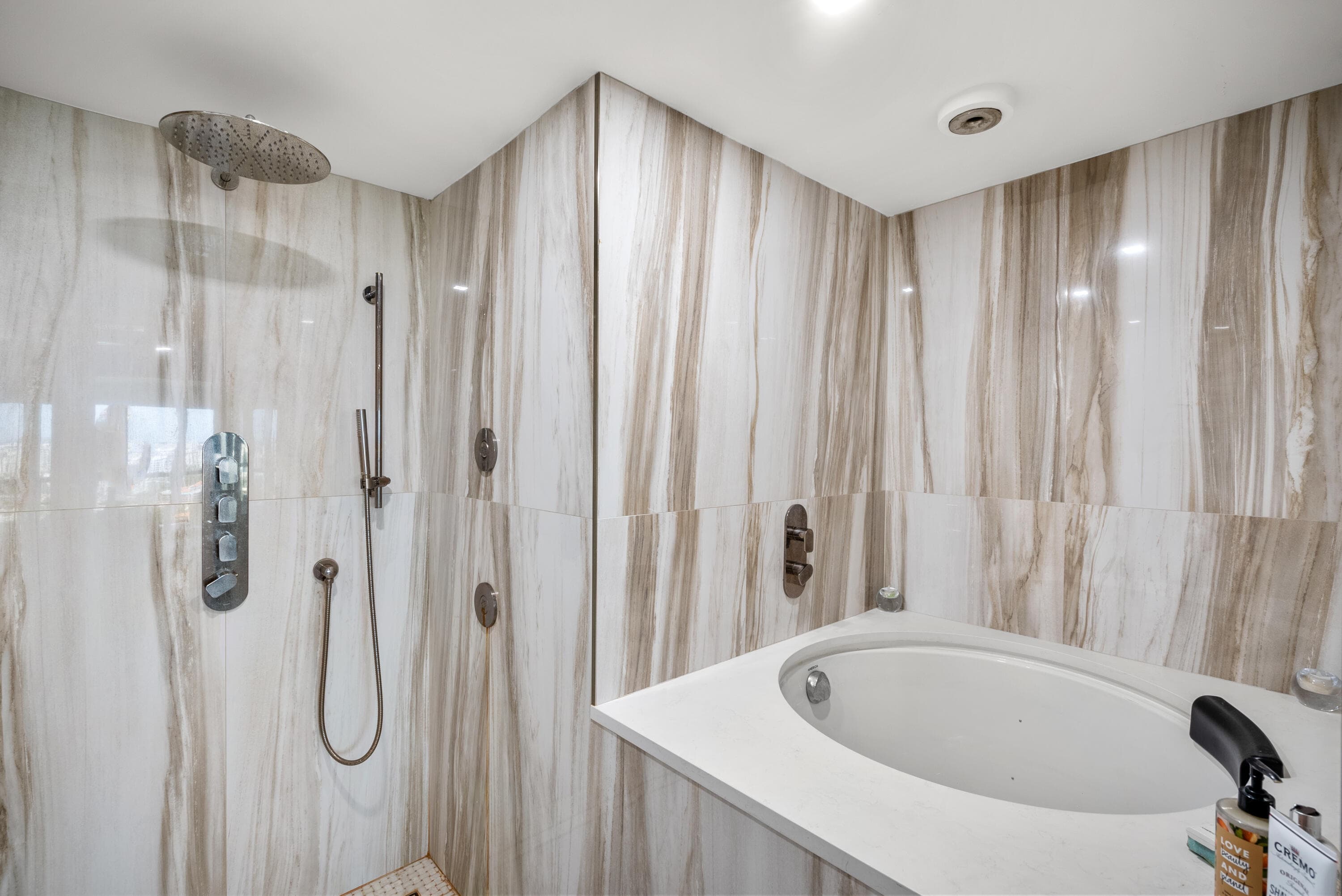 250 S Ocean Boulevard Penthouse F, Boca Raton, FL 33432 — photo 19 of 31