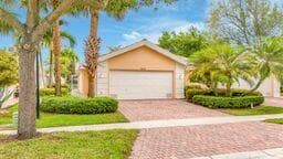 8023 Montserrat Place, Wellington, FL 33414 — photo 3 of 77