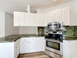 8023 Montserrat Place, Wellington, FL 33414 — photo 24 of 77