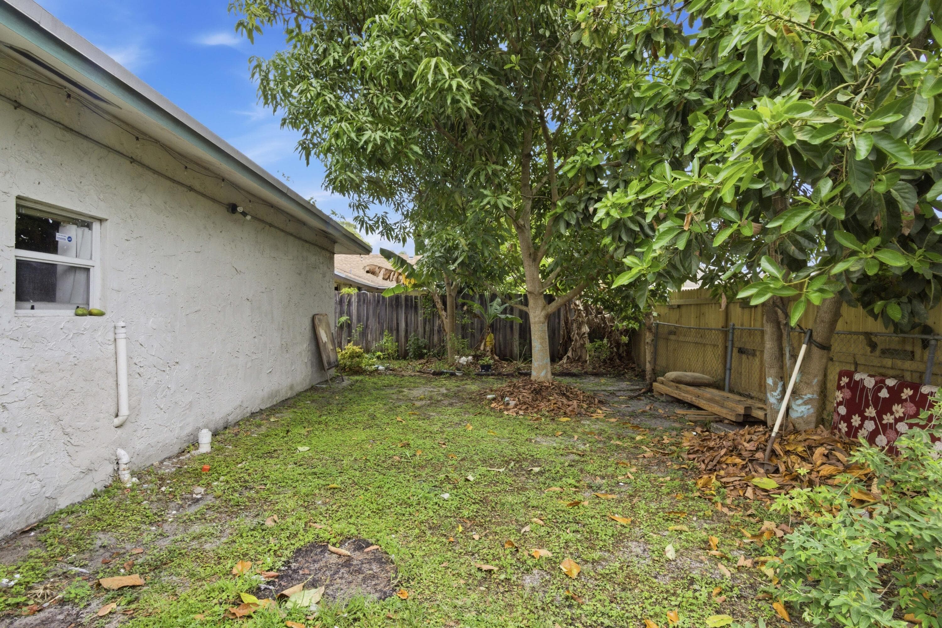 8230 SW 4th Place, North Lauderdale, FL 33068 — photo 20 of 23