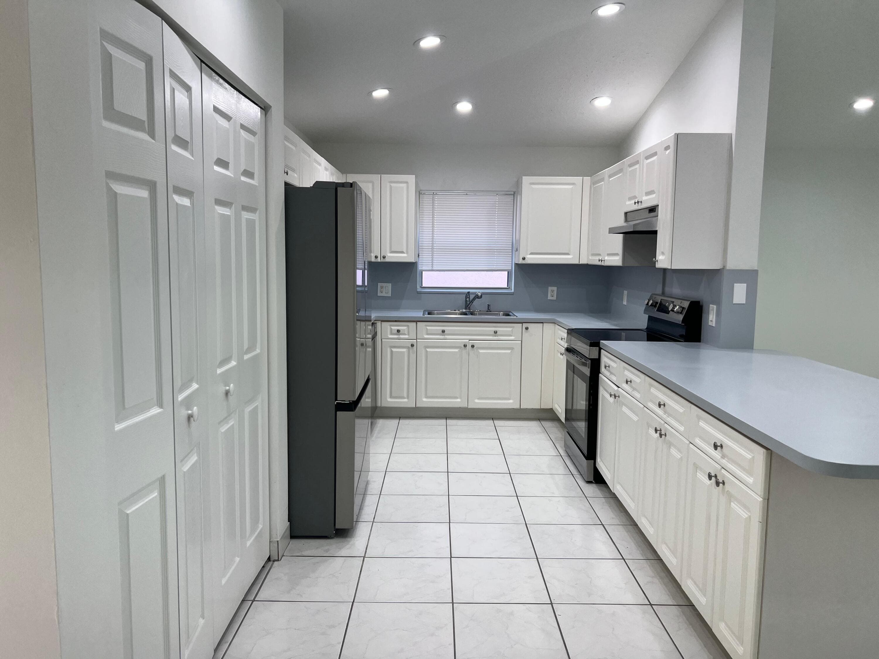 1096 Staghorn Street, Wellington, FL 33414 — photo 7 of 26