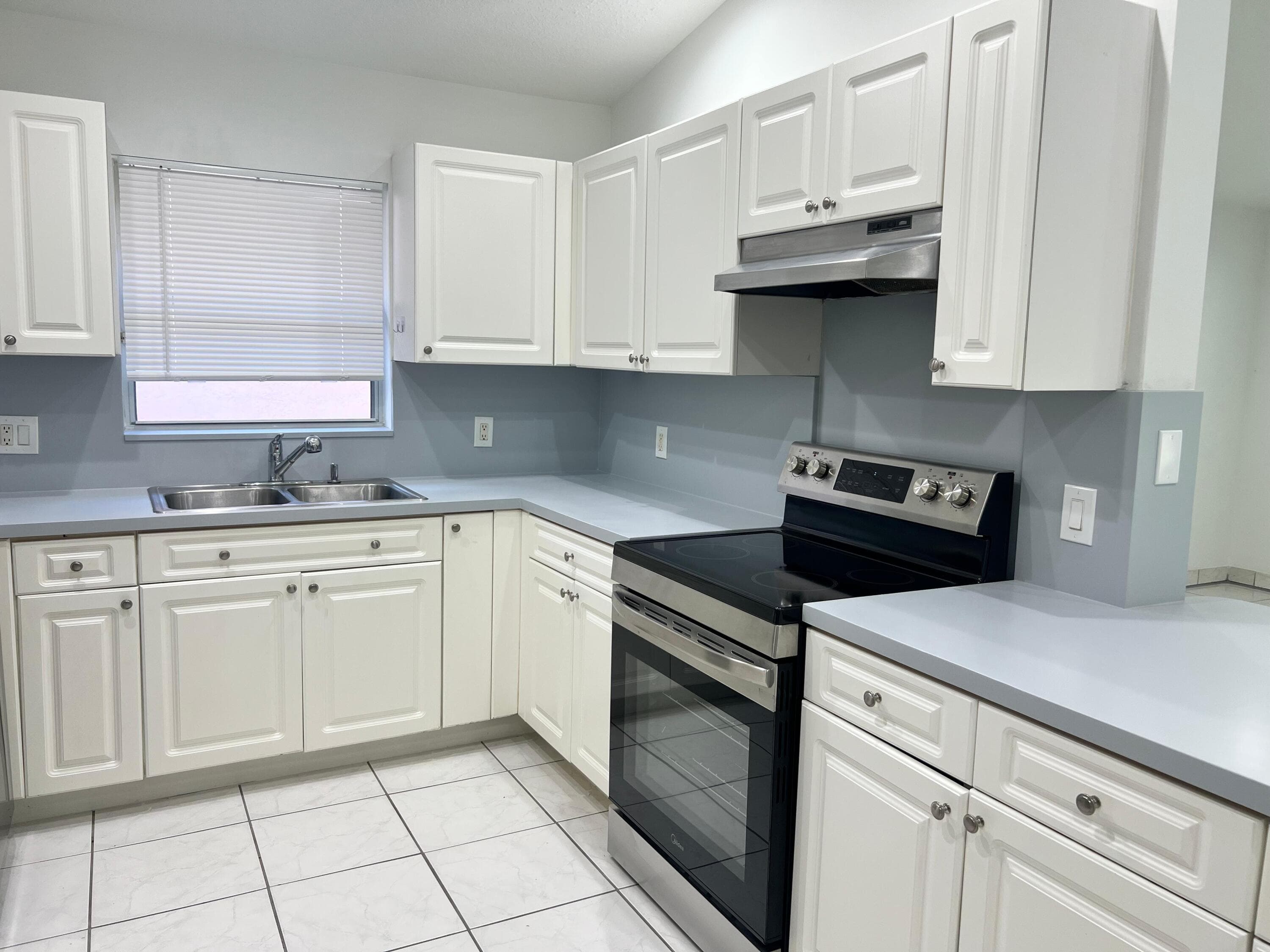 1096 Staghorn Street, Wellington, FL 33414 — photo 6 of 26