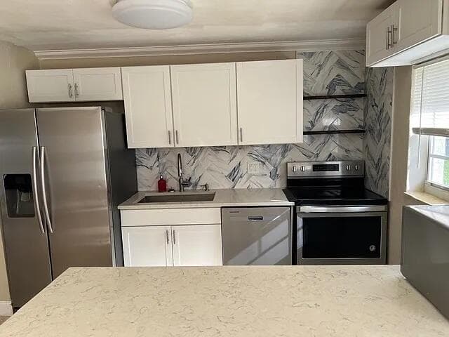 2831 NE Savannah Road, Jensen Beach, FL 34957 — photo 5 of 17