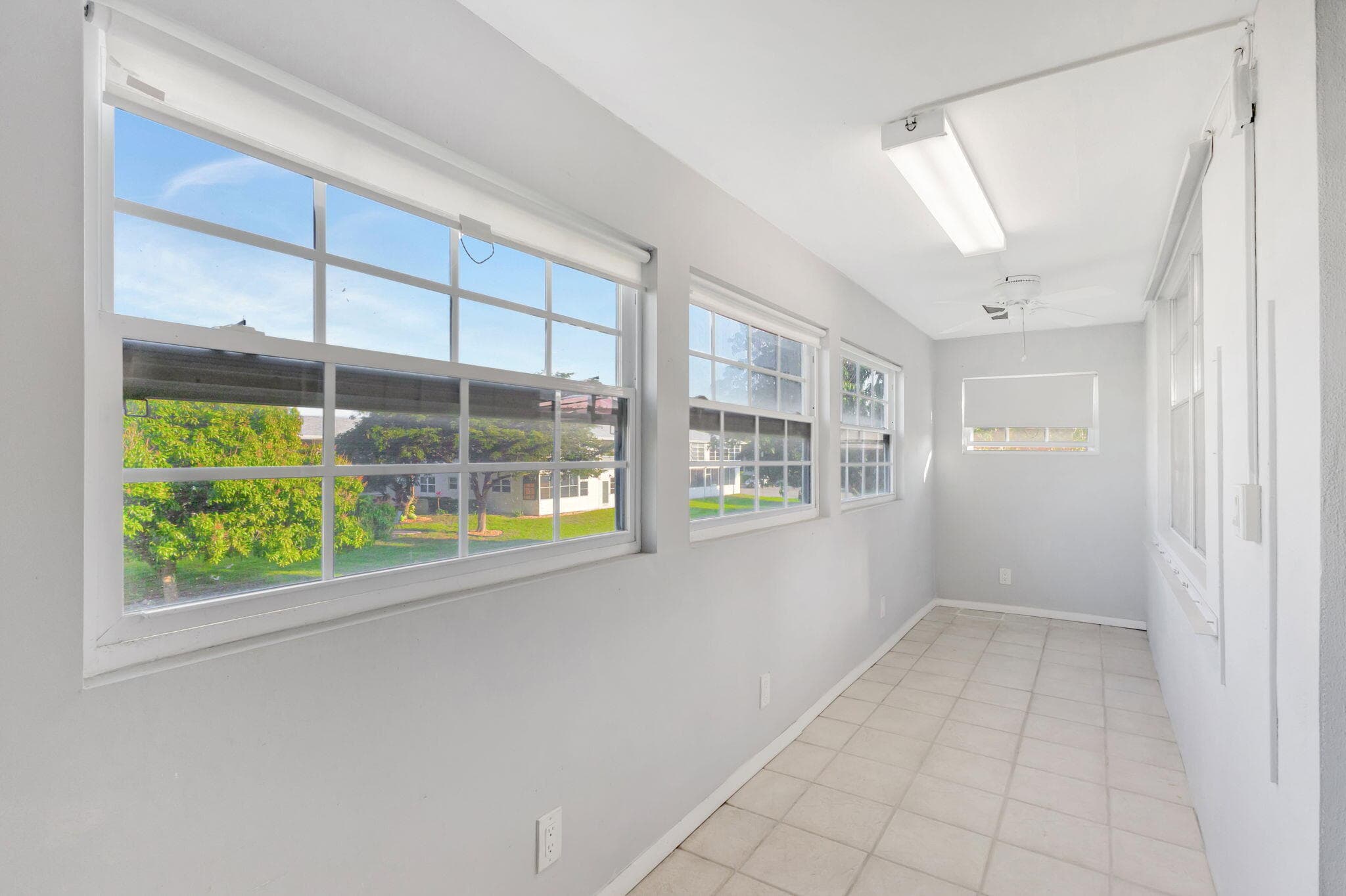 121 Bedford E, West Palm Beach, FL 33417 — photo 17 of 35