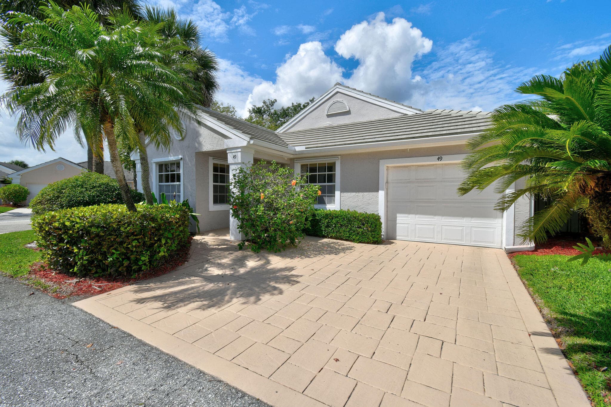 49 Admirals Court, Palm Beach Gardens, FL 33418 — photo 2 of 33