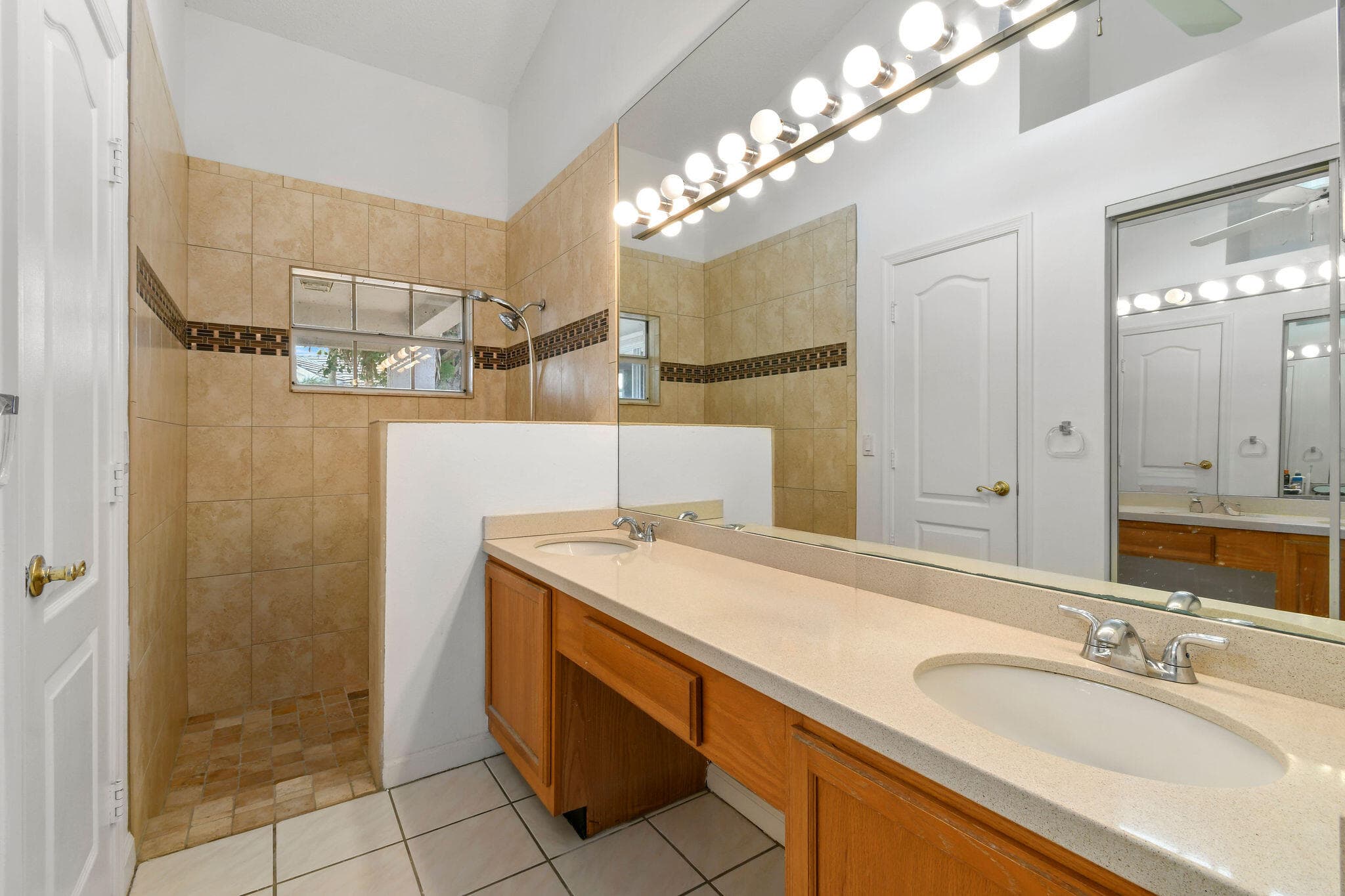 49 Admirals Court, Palm Beach Gardens, FL 33418 — photo 13 of 33