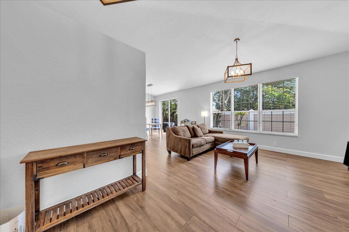 7600 S Aragon Boulevard 3, Sunrise, FL 33322 — photo 18 of 45