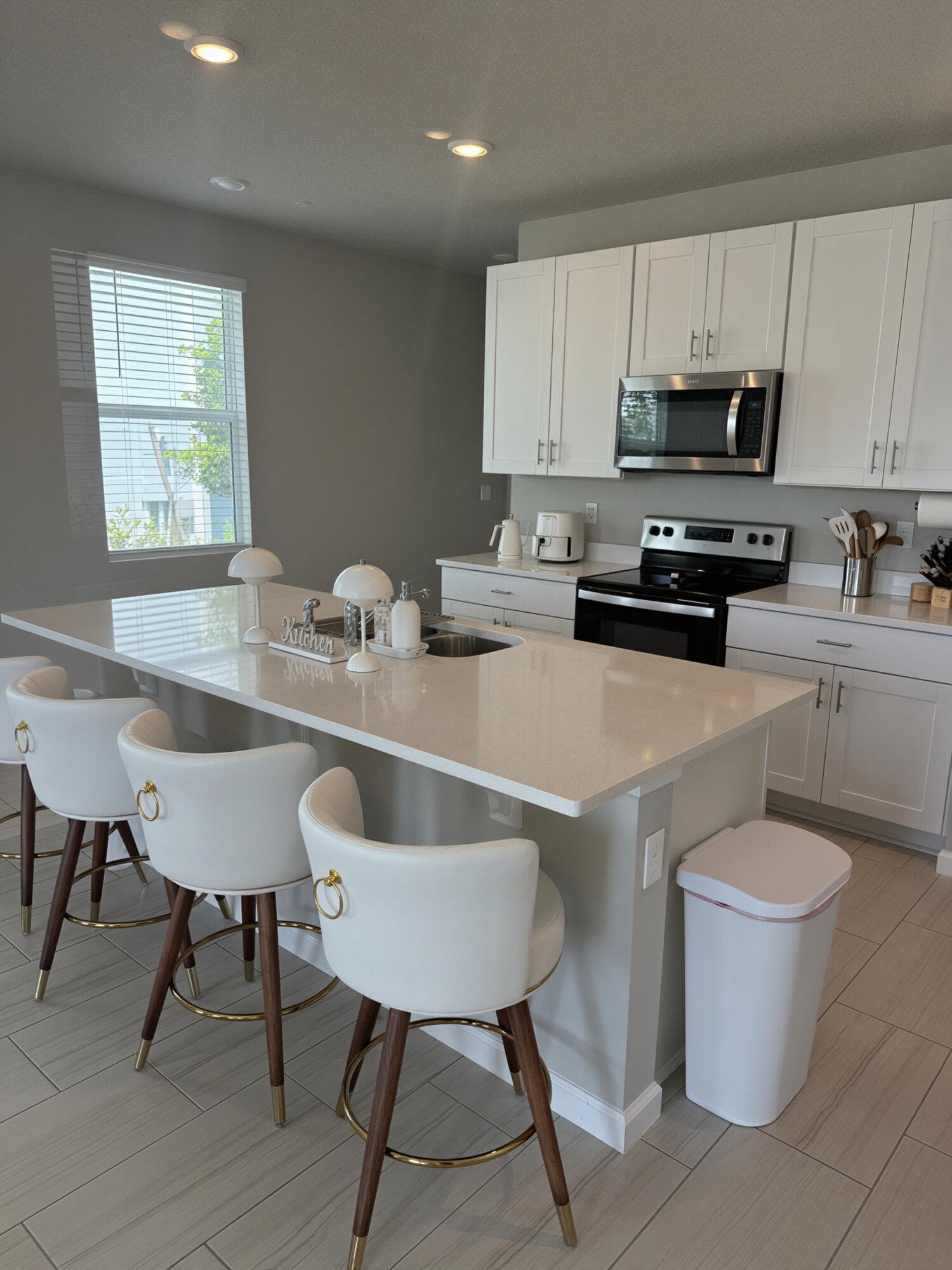389 Salisbury Circle, Fort Pierce, FL 34982 — photo 4 of 30