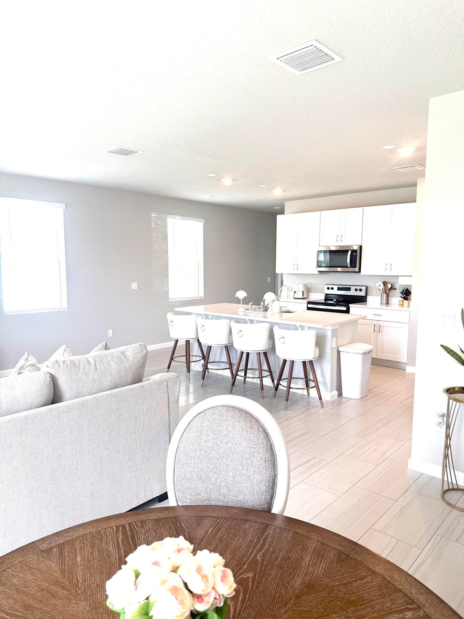 389 Salisbury Circle, Fort Pierce, FL 34982 — photo 5 of 30