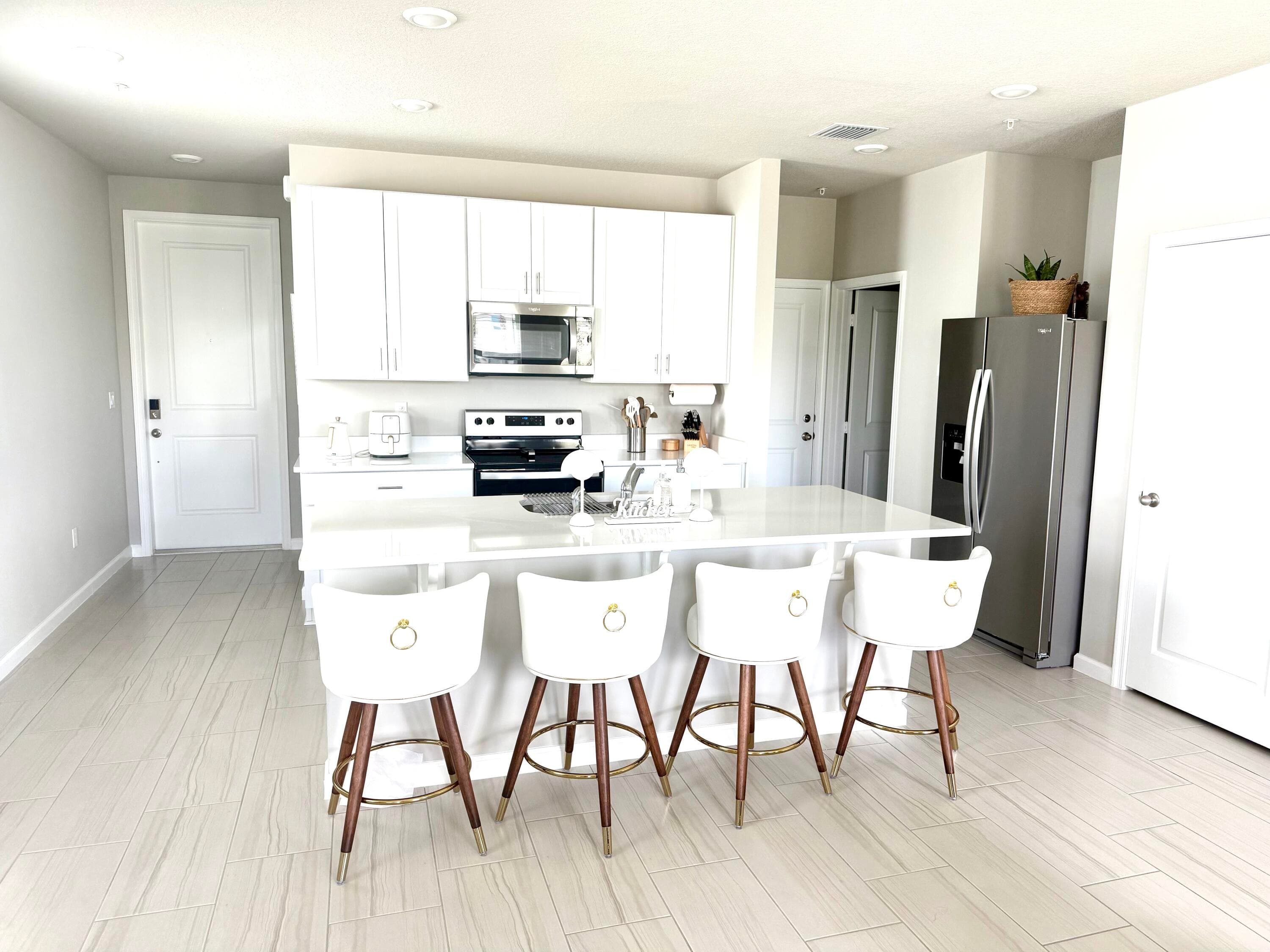 389 Salisbury Circle, Fort Pierce, FL 34982 — photo 1 of 30