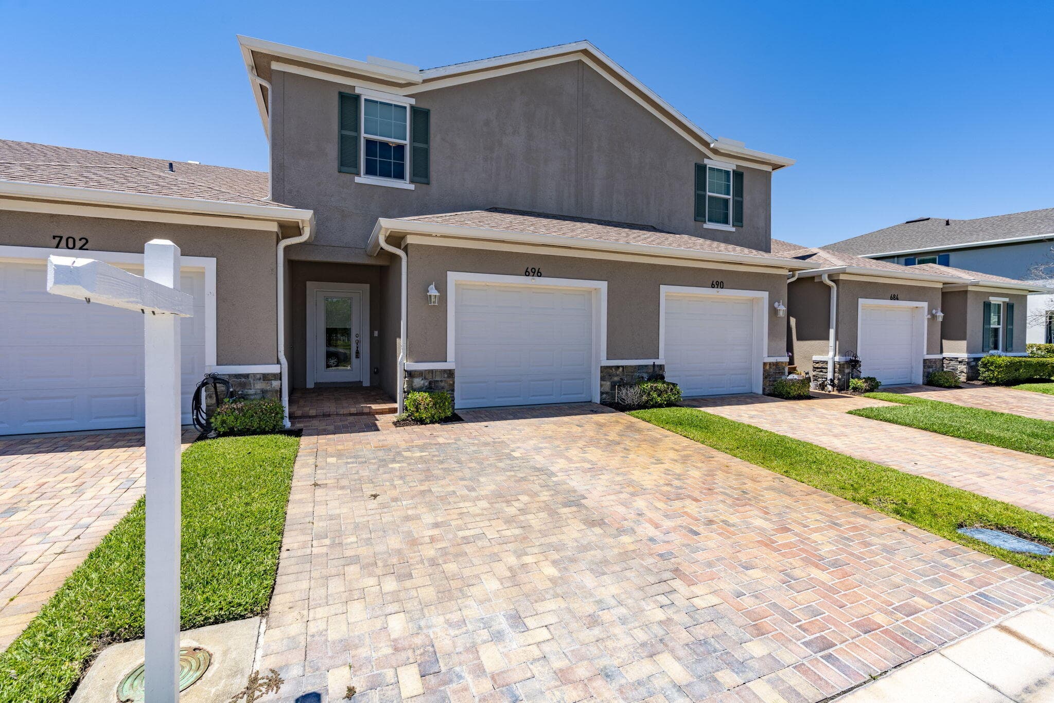 696 NE Waters Edge Lane, Port St. Lucie, FL 34983 — photo 2 of 41