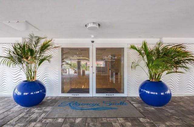 3750 Galt Ocean Drive 102, Fort Lauderdale, FL 33308 — photo 27 of 30