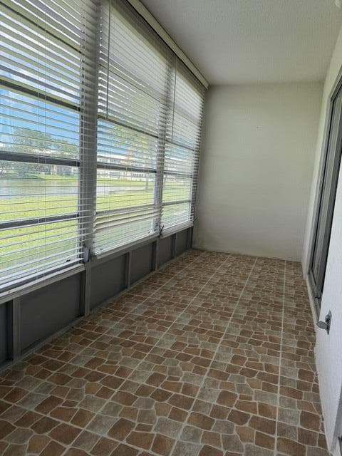 106 Wellington M 1, West Palm Beach, FL 33417 — photo 13 of 19