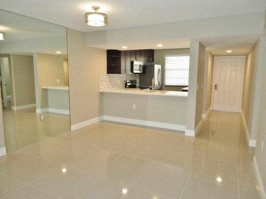 3521 Village Boulevard 103, West Palm Beach, FL 33409 — photo 12 of 21