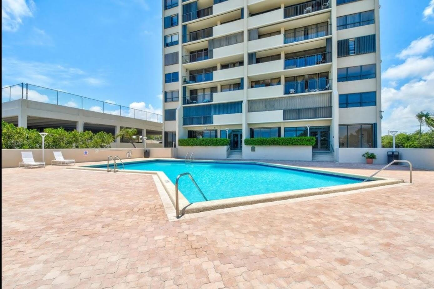 5600 N Flagler 707, West Palm Beach, FL 33407 — photo 1 of 18