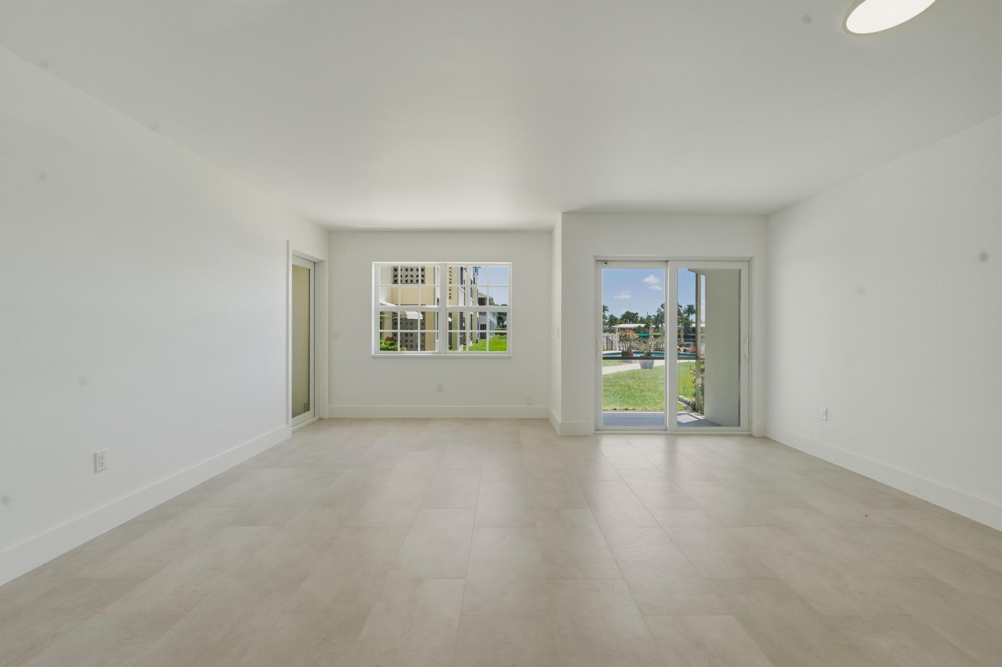 700 Pine Drive 105, Pompano Beach, FL 33060 — photo 1 of 23