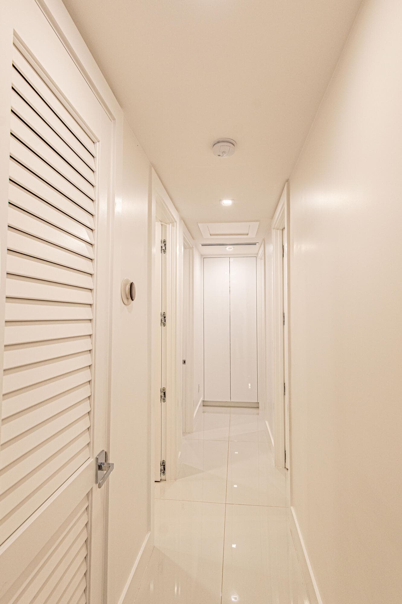 807 Hollywood Place, West Palm Beach, FL 33405 — photo 45 of 60