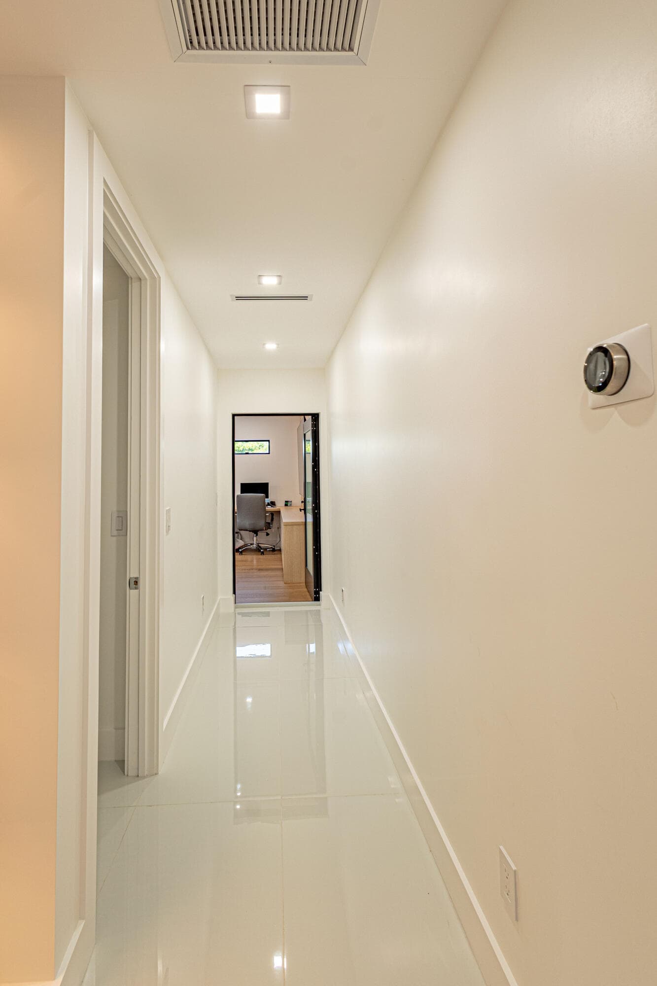 807 Hollywood Place, West Palm Beach, FL 33405 — photo 52 of 60