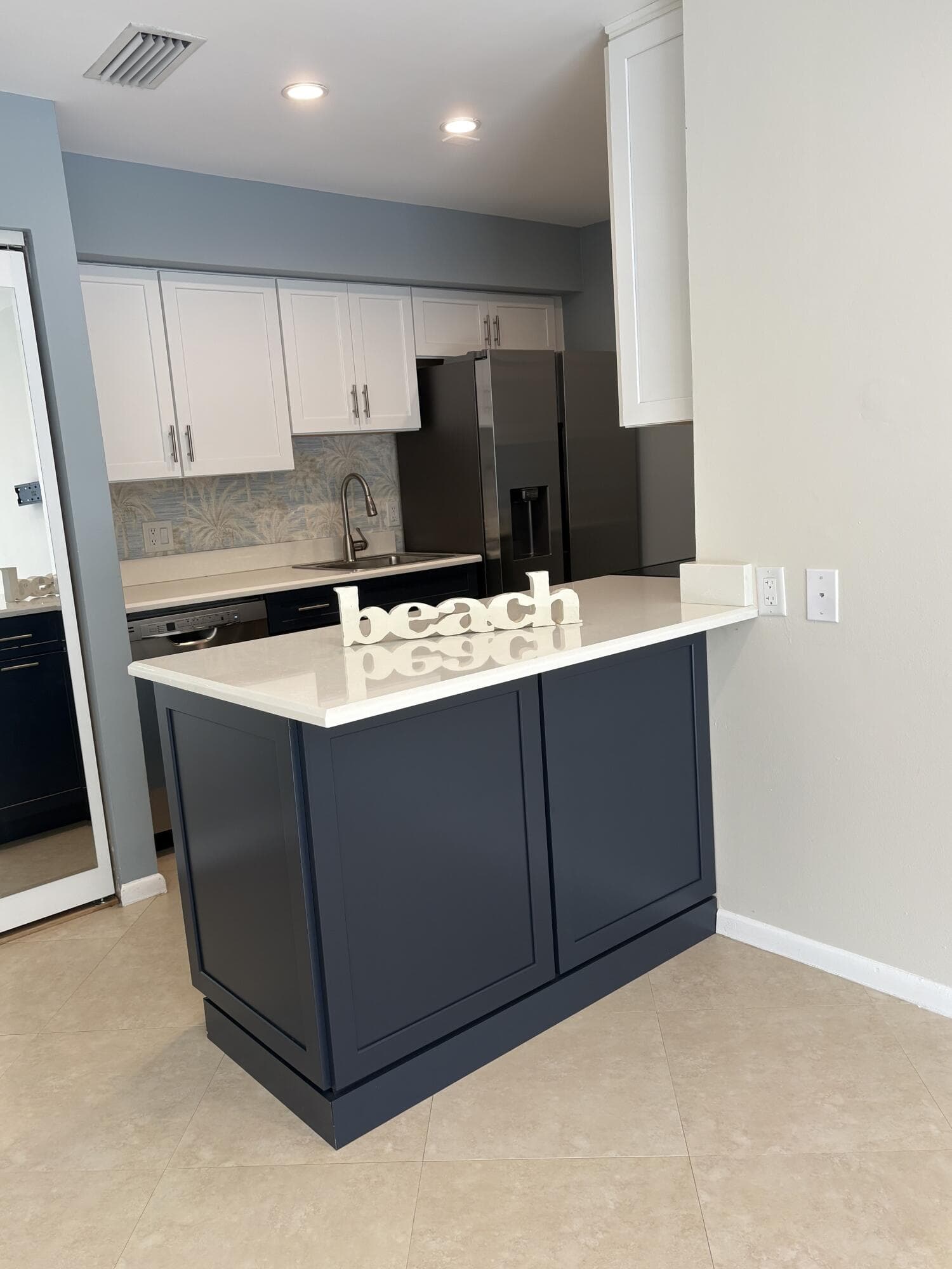 600 Executive Center Drive 212, West Palm Beach, FL 33401 — photo 2 of 47
