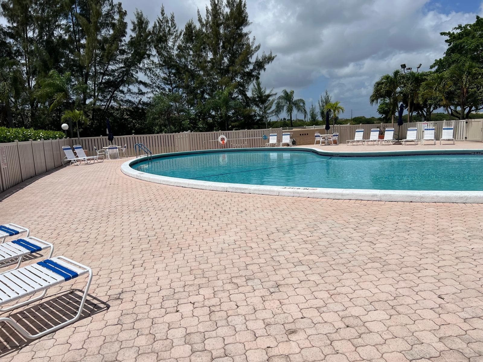 4570 NW 18th Avenue 606, Deerfield Beach, FL 33064 — photo 2 of 21