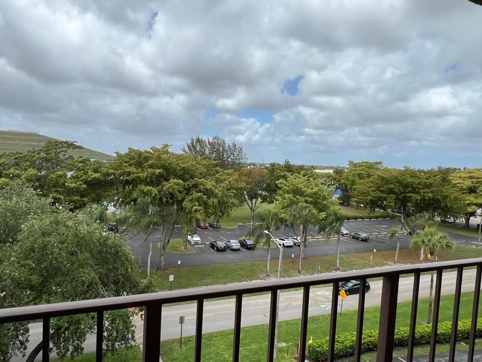 4570 NW 18th Avenue 606, Deerfield Beach, FL 33064 — photo 3 of 21
