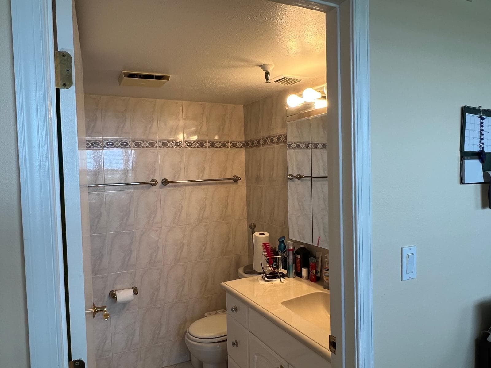 4570 NW 18th Avenue 606, Deerfield Beach, FL 33064 — photo 4 of 21