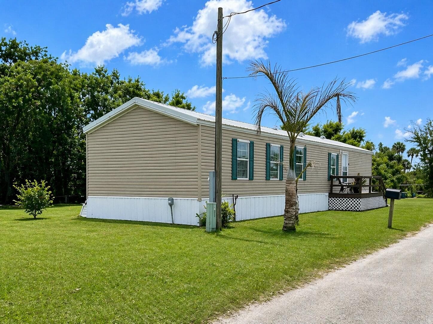 1905 SE 8th Avenue, Okeechobee, FL 34974 — photo 2 of 17