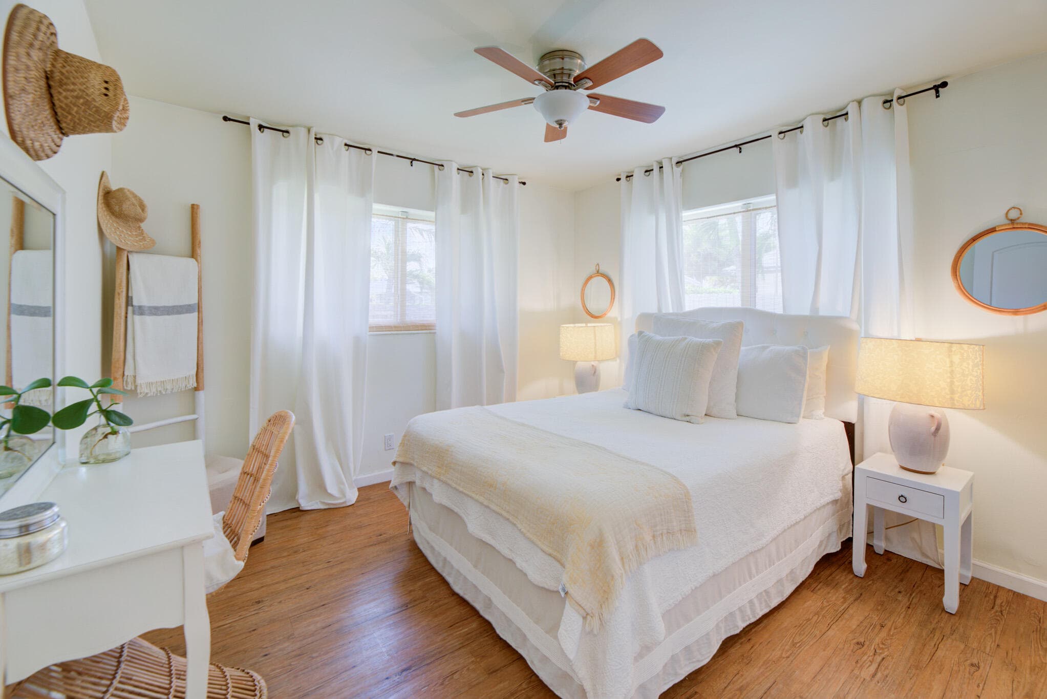 3940 NE 13th Avenue, Oakland Park, FL 33334 — photo 14 of 27