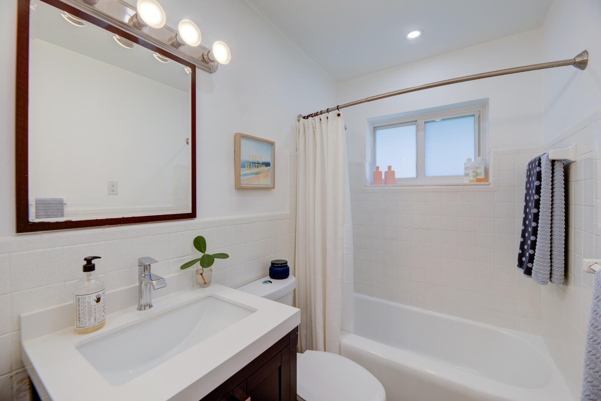 3940 NE 13th Avenue, Oakland Park, FL 33334 — photo 20 of 27