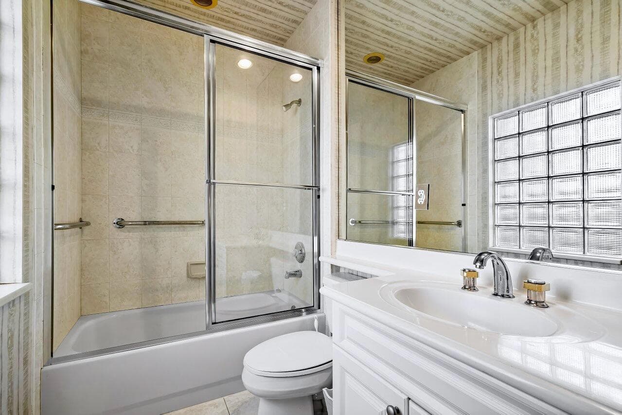 56 Island Drive, Boynton Beach, FL 33436 — photo 17 of 57