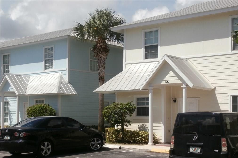 4216 Leo Lane 5g, Riviera Beach, FL 33410 — photo 2 of 31