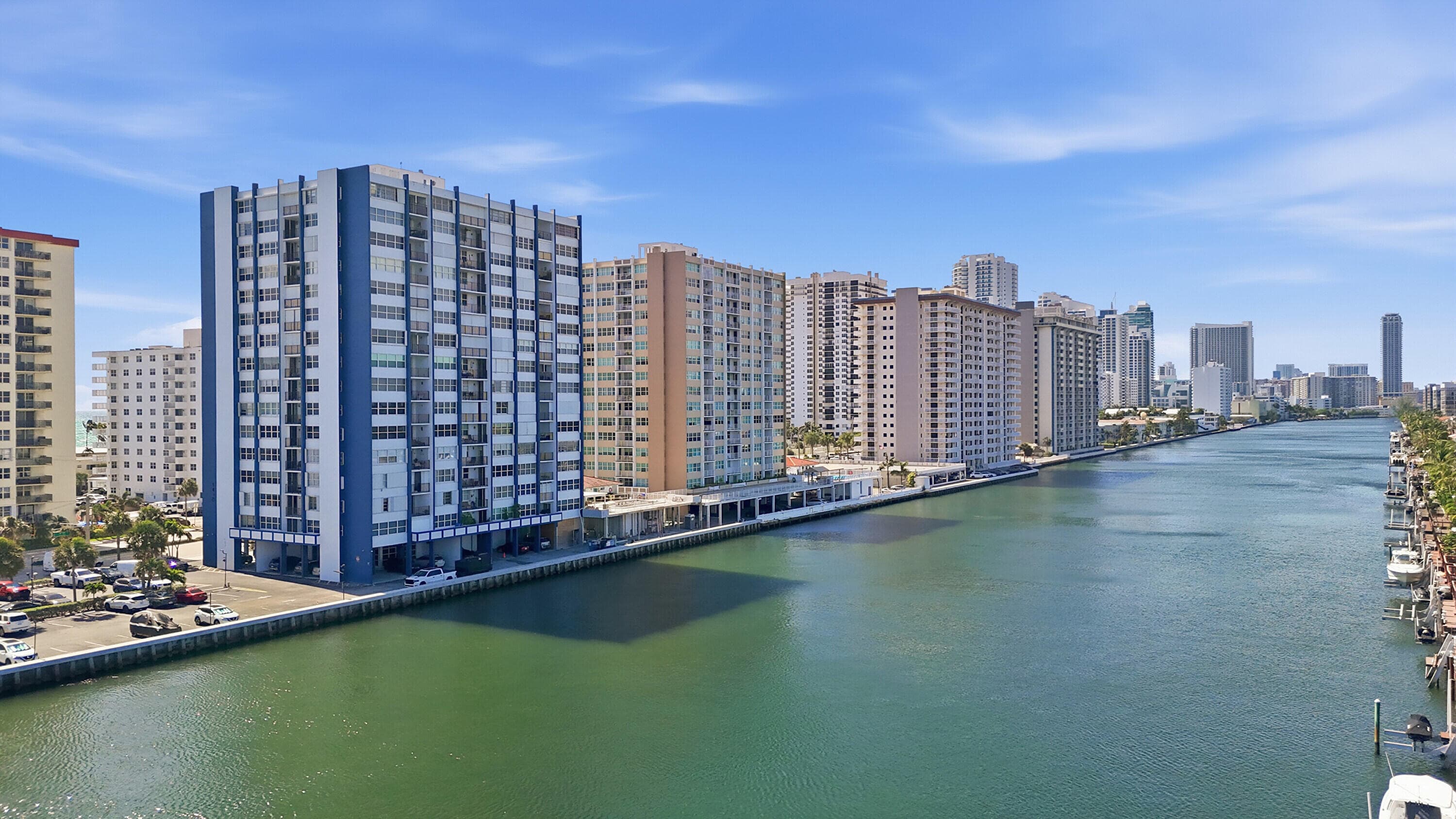 1400 S Ocean Drive 303, Hollywood, FL 33019 — photo 4 of 31