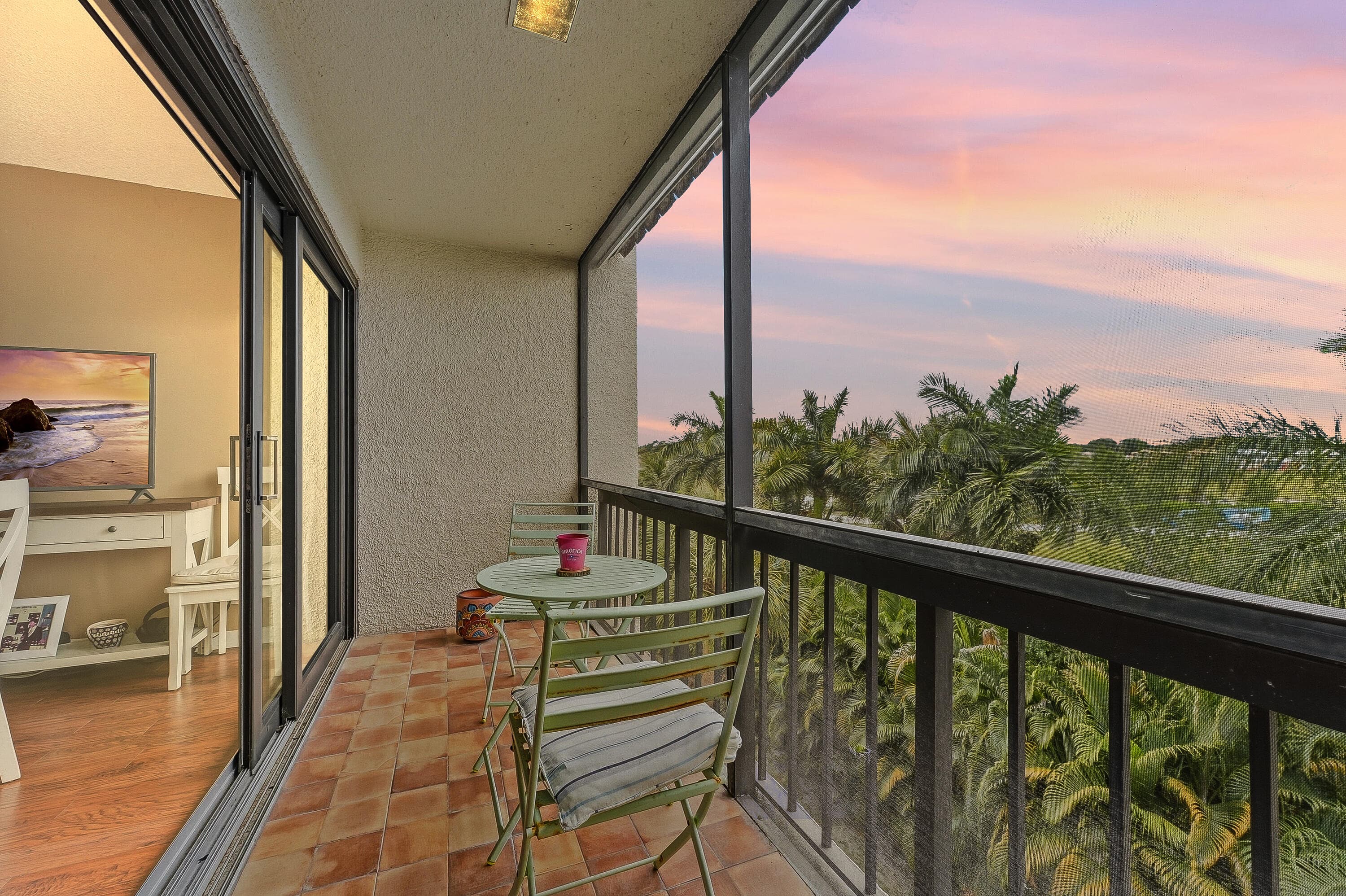 3050 Presidential Way 403, West Palm Beach, FL 33401 — photo 1 of 22