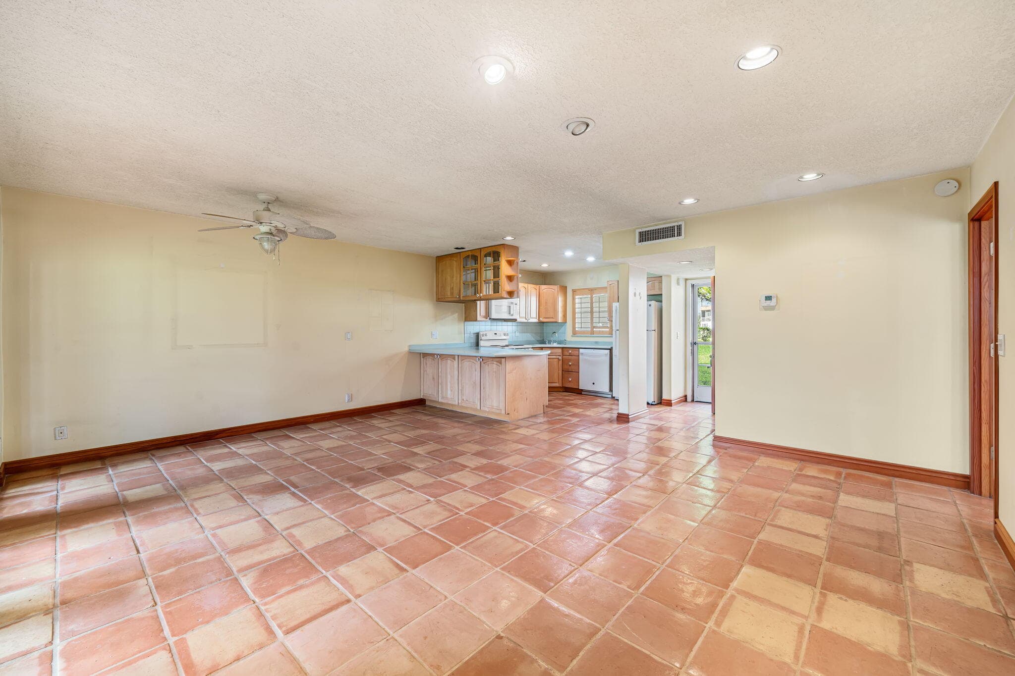 752 Lori Drive 219, Palm Springs, FL 33461 — photo 13 of 33