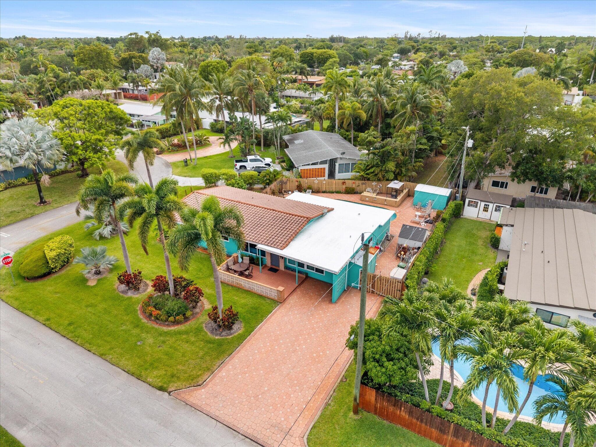 2625 NW 3rd Avenue, Wilton Manors, FL 33311 — photo 30 of 45