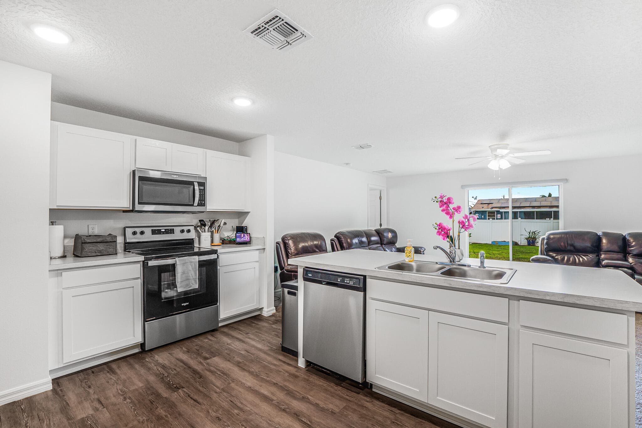 549 SW Prado Avenue, Port St. Lucie, FL 34983 — photo 10 of 36