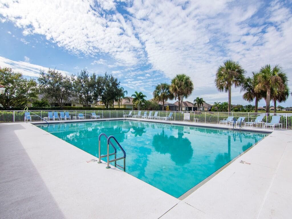 521 N Valencia Circle SW, Vero Beach, FL 32968 — photo 44 of 52