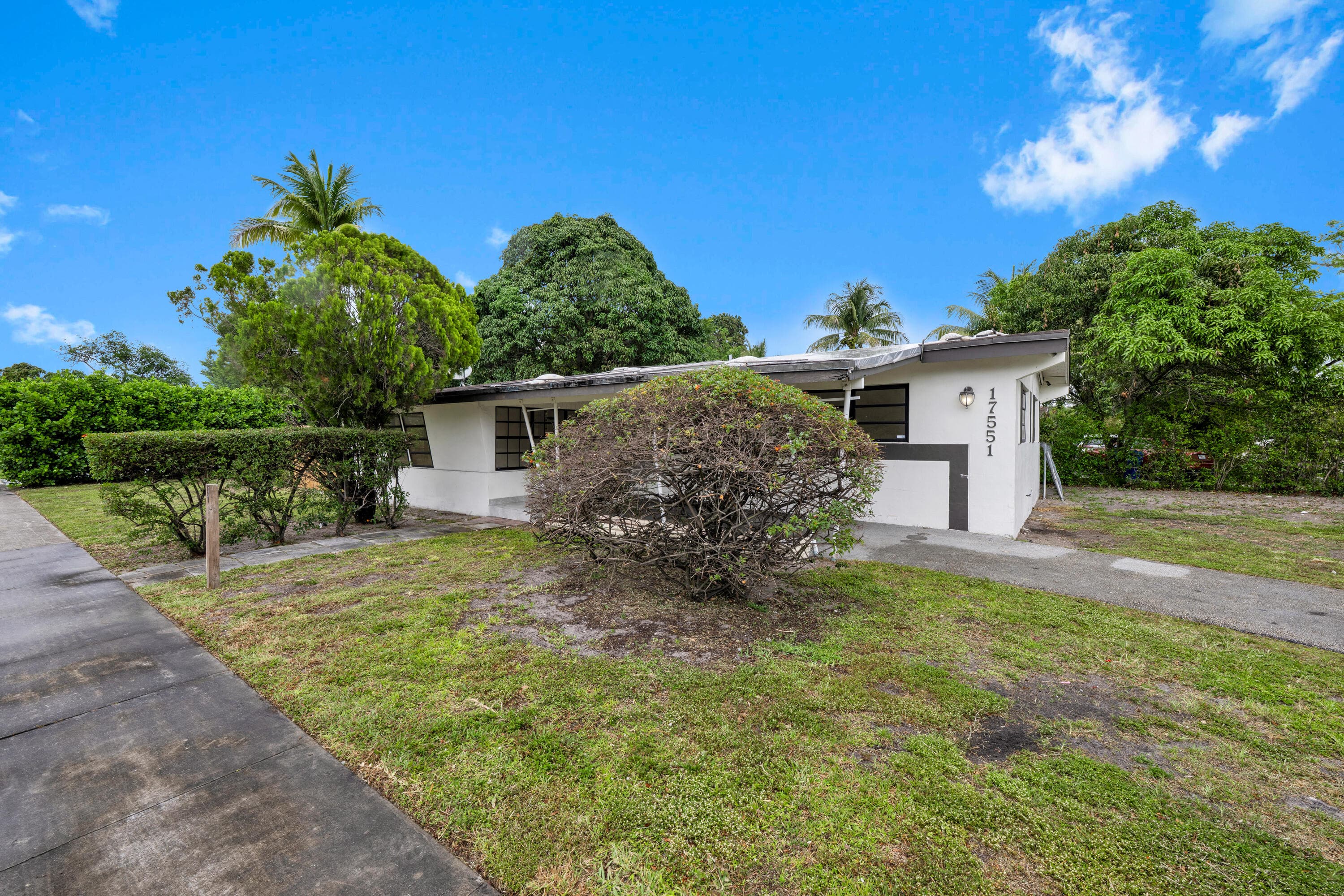 17551 NE 5th Avenue, North Miami Beach, FL 33162 — photo 2 of 29