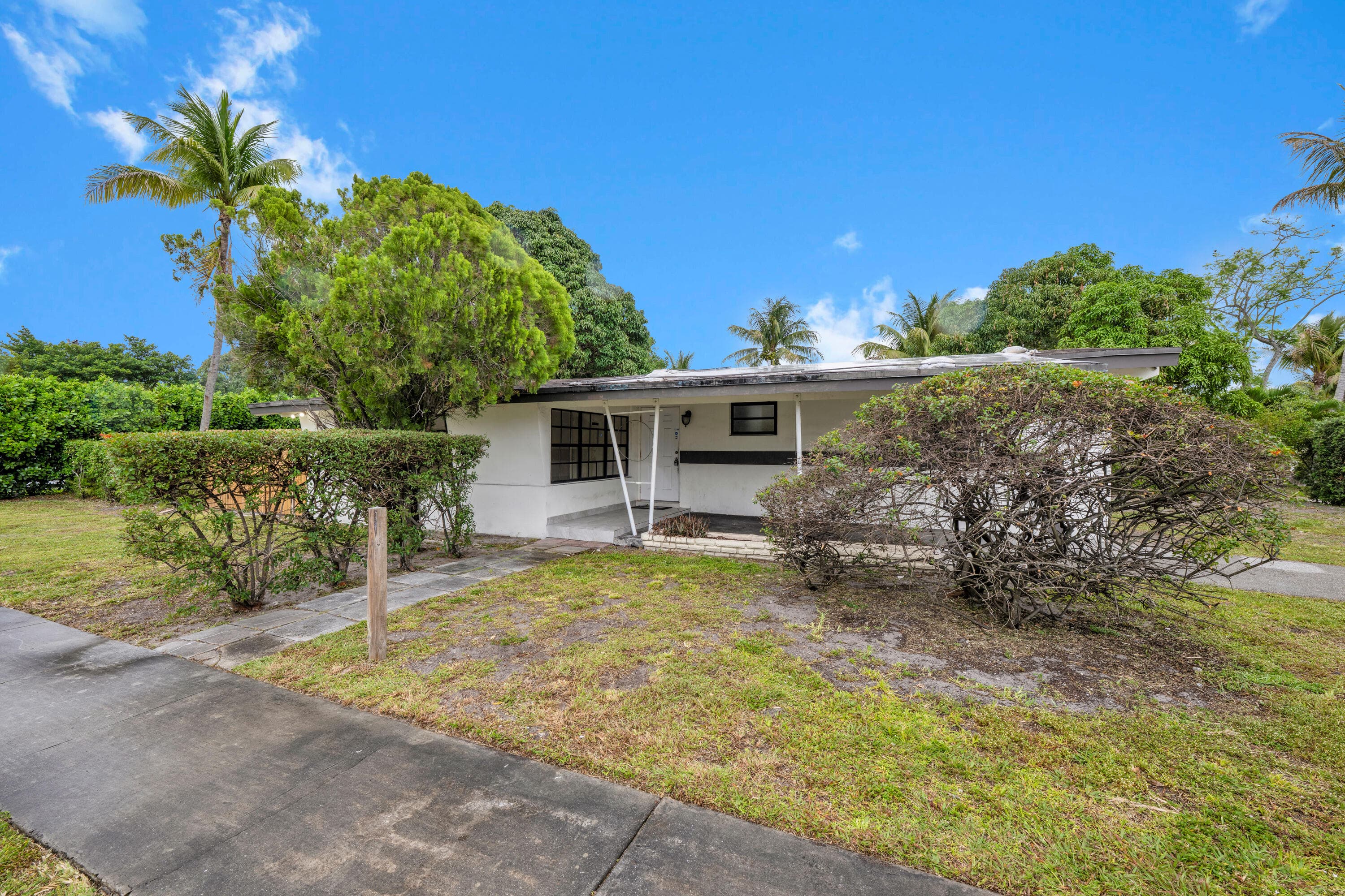 17551 NE 5th Avenue, North Miami Beach, FL 33162 — photo 3 of 29