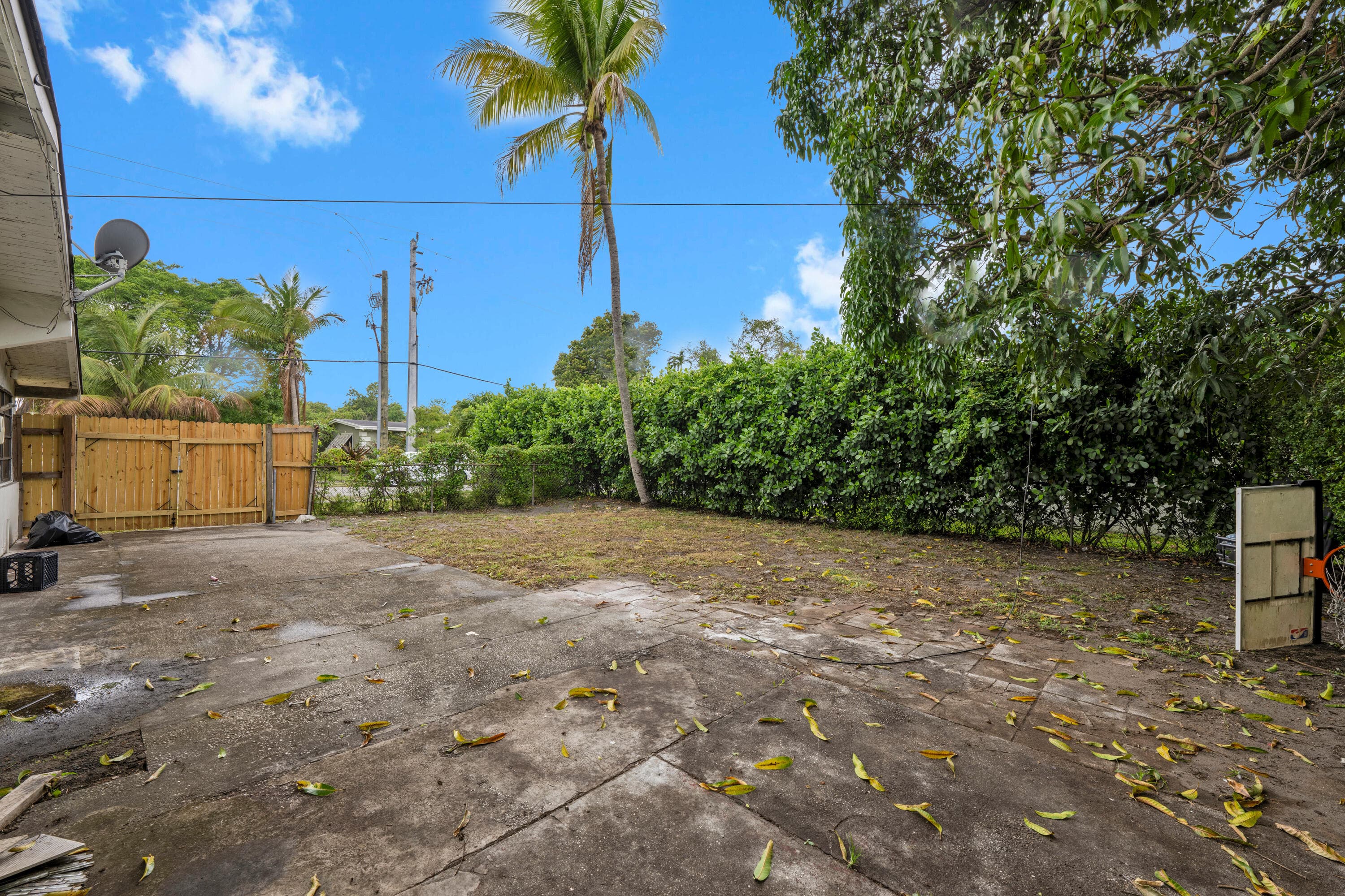 17551 NE 5th Avenue, North Miami Beach, FL 33162 — photo 7 of 29