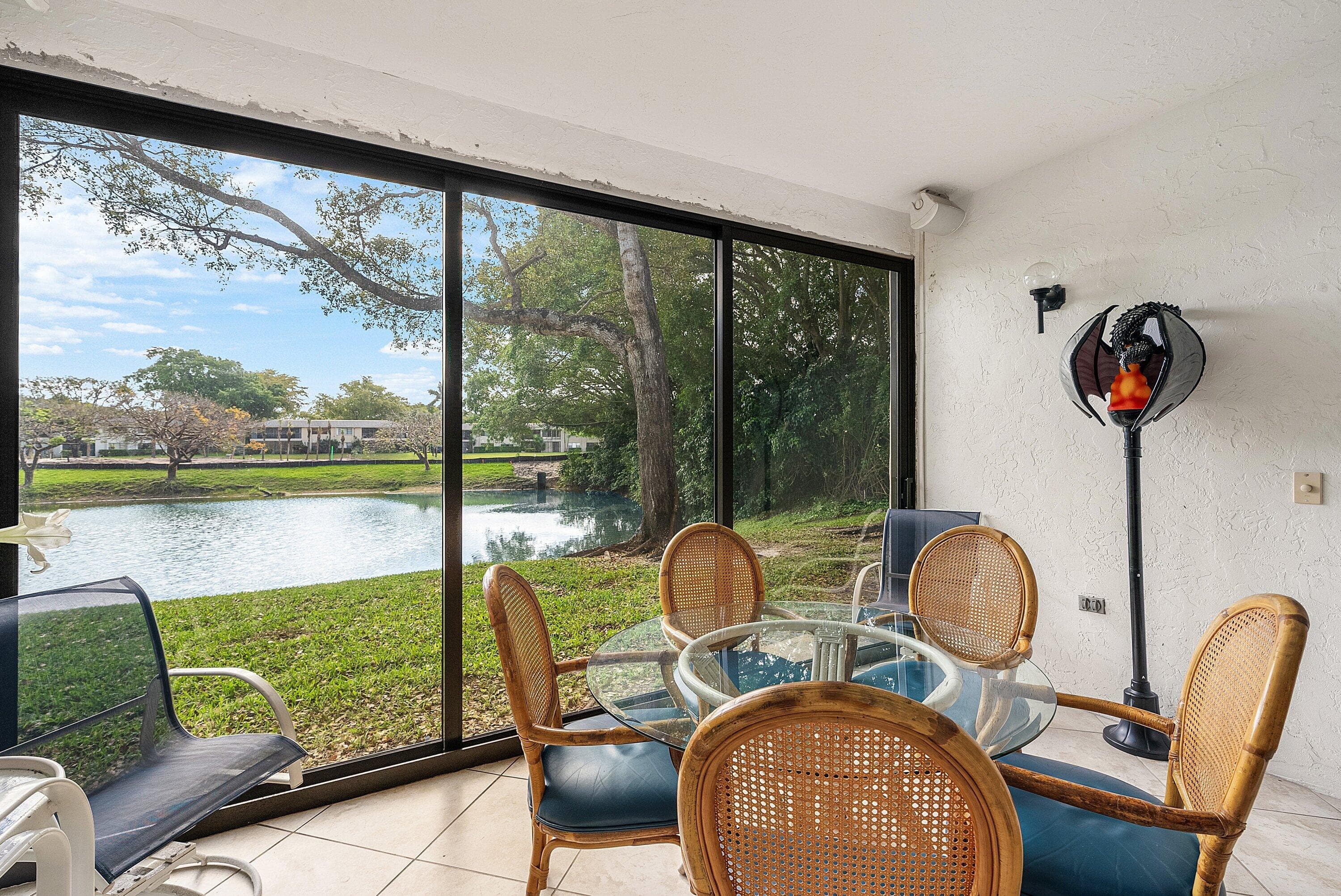 22 Westgate Lane E, Boynton Beach, FL 33436 — photo 13 of 51