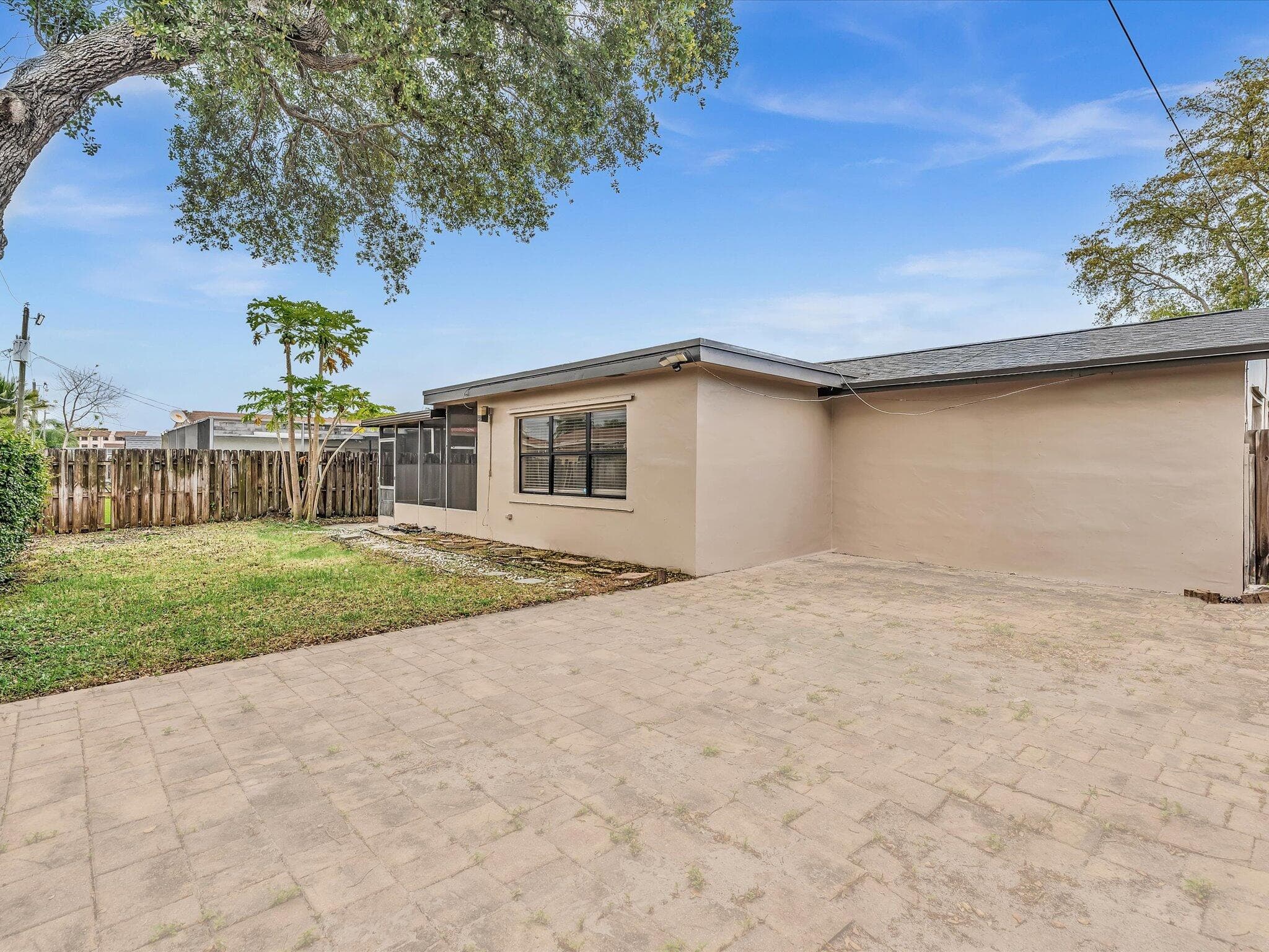 10691 NW 28th Street, Sunrise, FL 33322 — photo 27 of 53