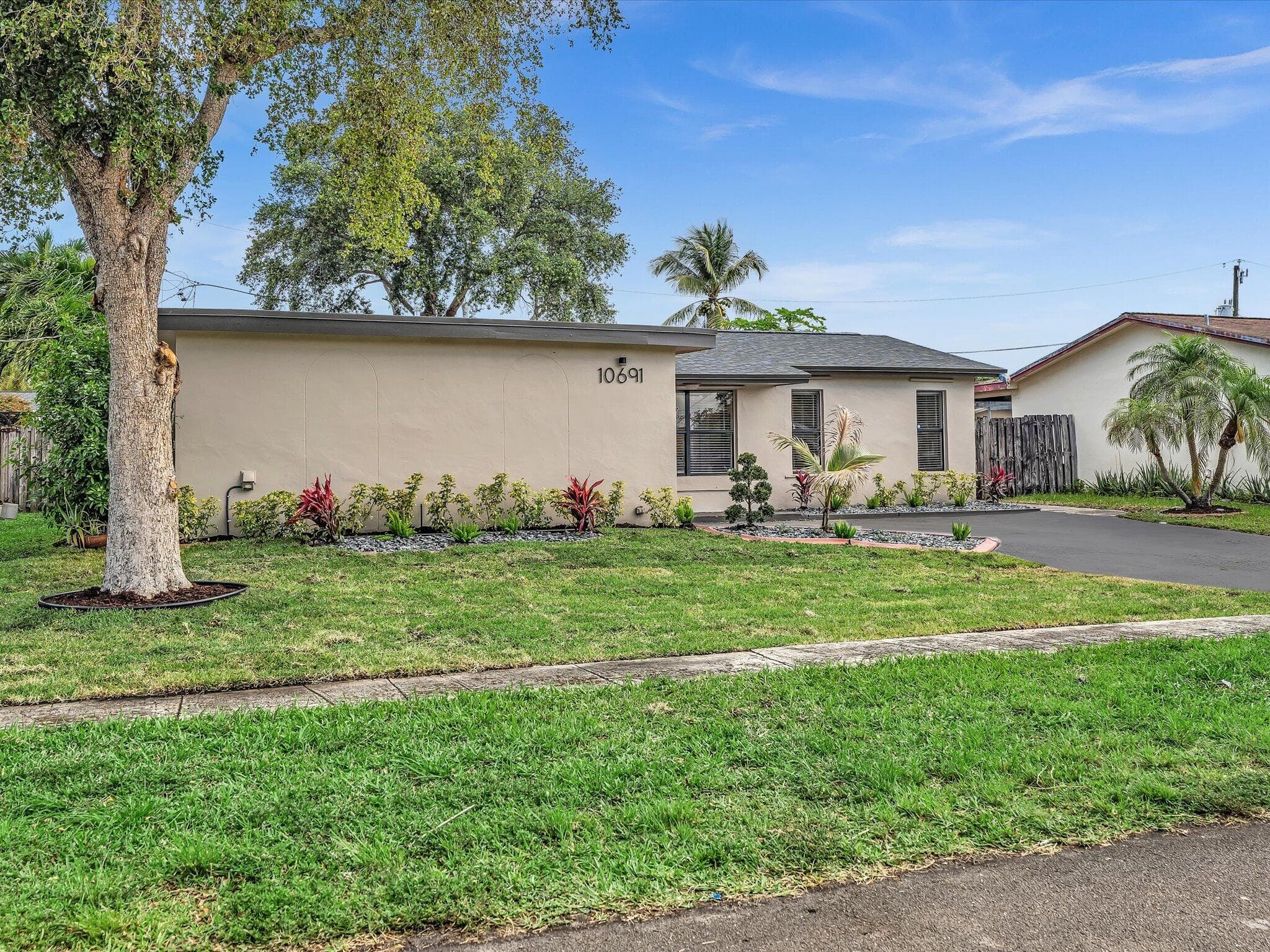 10691 NW 28th Street, Sunrise, FL 33322 — photo 51 of 53