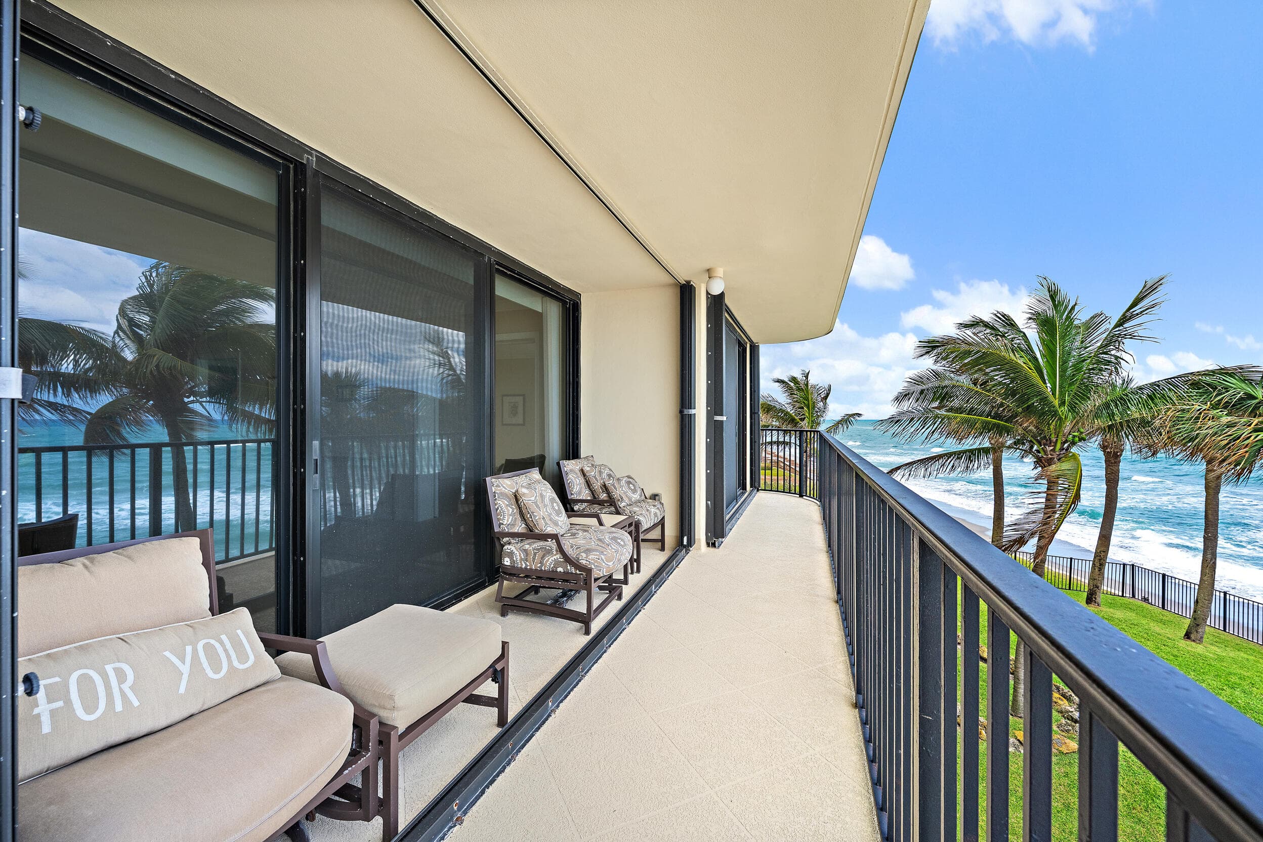 200 Beach Road 202, Tequesta, FL 33469 — photo 14 of 39